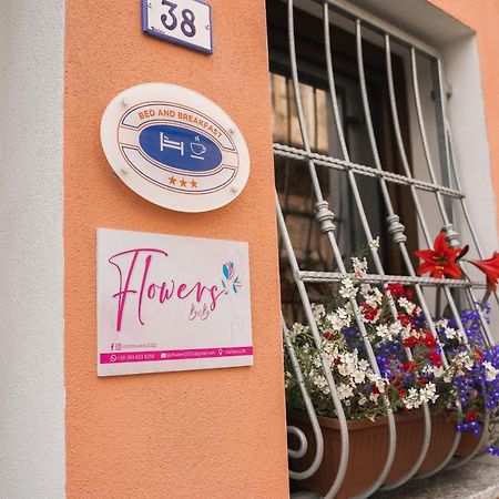 B&B Flowers Siniscola Exteriér fotografie
