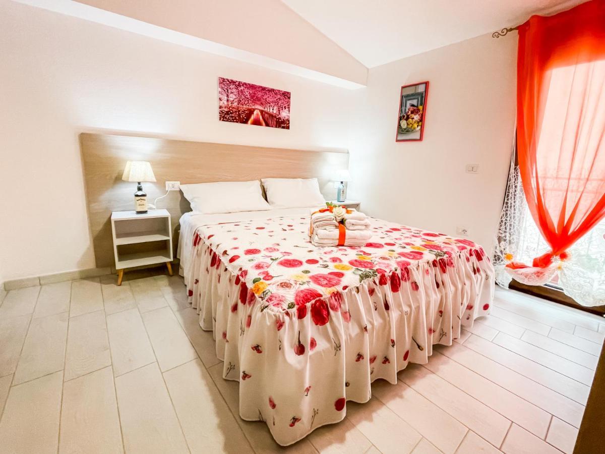 B&B Flowers Siniscola Exteriér fotografie