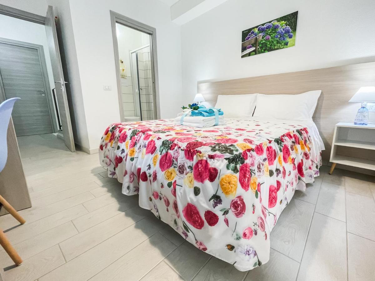 B&B Flowers Siniscola Exteriér fotografie